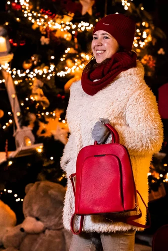 Besty 2-în-1 Rucsac și Geantă de Umăr Roșie Mărime Medie