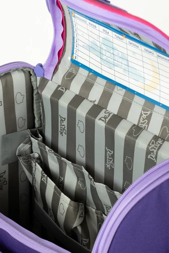 Delune Rucsac Mov cu model Ursuleț de dimensiunile 37x34x15cm 
