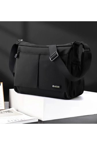 Geantă Neagră Crossbody De Bărbați Bonluo Din Material Impermeabil Dimensiune (25*33*13cm)