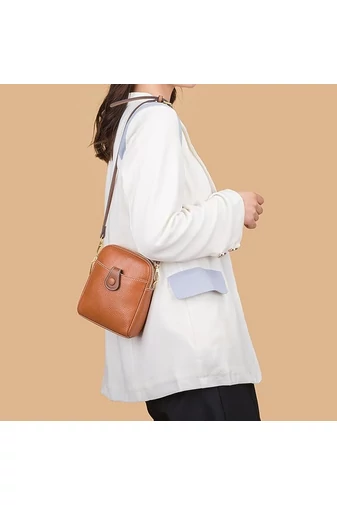 Geantă Crossbody Mini Bonluo Maro Din Piele Naturală Dimensiune (20*14*8cm)