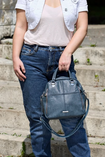 Rucsac/ Geanta Crossbody Neagră Bonluo Din Imitație De Piele Dimensiuni 26*24*12cm