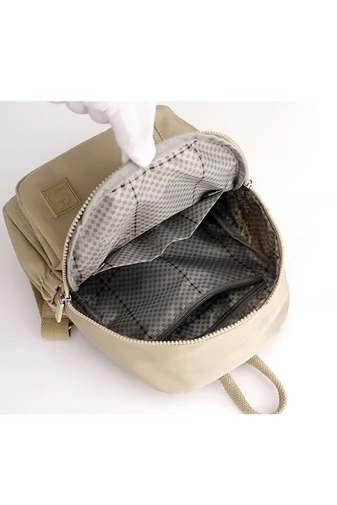 Rucsac Mini Impermeabil Din Poliester Khaki Cu Design Modern Și Compartimente Multiple 22*12*28cm