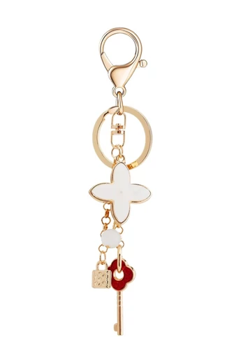 Breloc Elegant Floare Reversibilă Alb Cu Bej Accesorizat Cu Charmuri Aurii